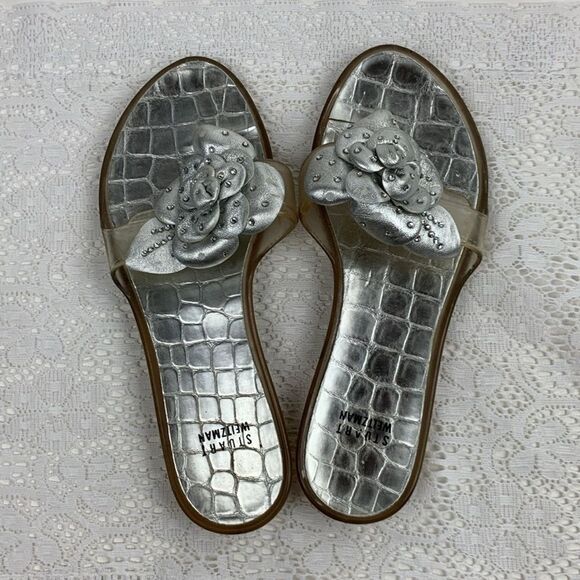 Stuart Weitzman Sandals Silver Clear Jelly Rose Accents thong toe Size 8 Slip on - Picture 6 of 13